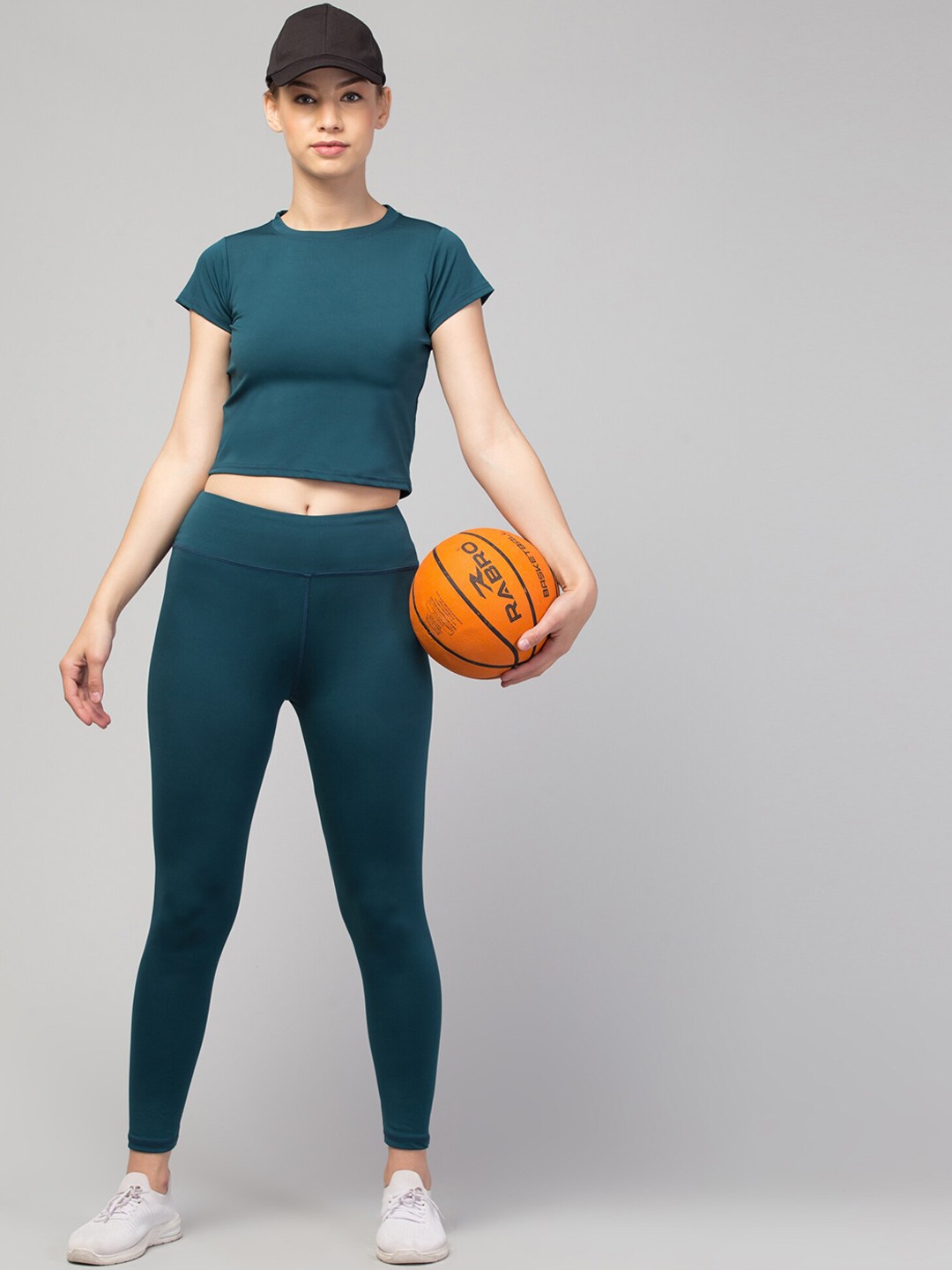 Classy Green Women Plain Gym Tights