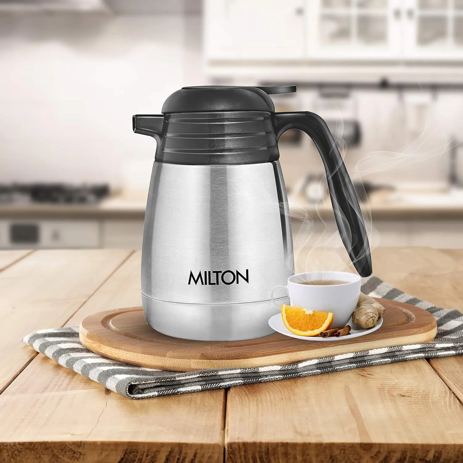 Milton Thermosteel Carafe 1000 ml Flask (Pack of 1) - Image 2
